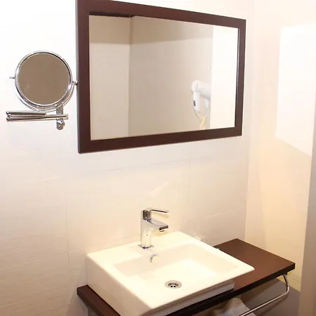 Ciutat D'amposta Hotel 3*