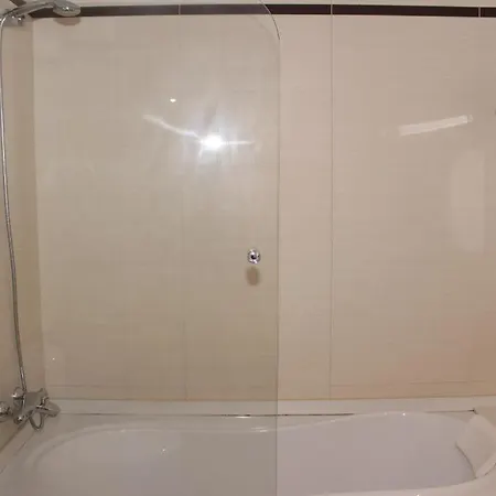 Ciutat D'amposta 3* Ампоста