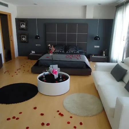 Ciutat D'amposta 3* Ампоста