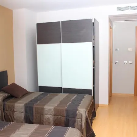 Ciutat D'amposta فندق 3*