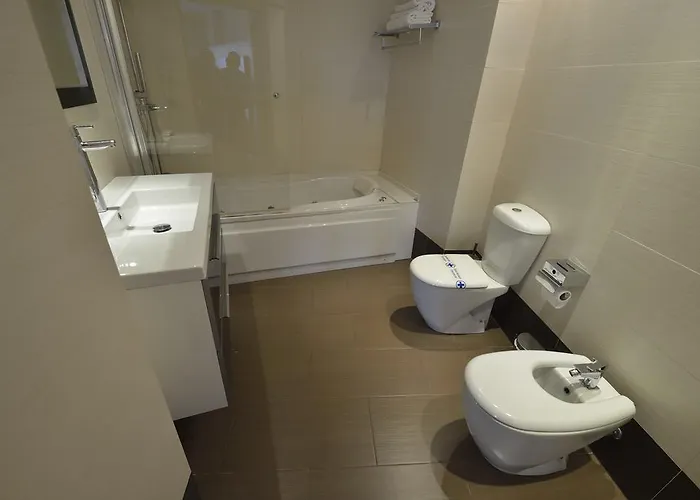 Szálloda Ciutat D'amposta 3*